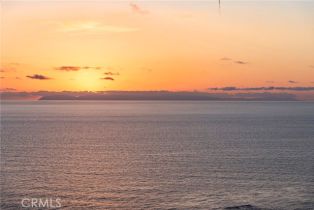 Single Family Residence, 420 Alta Vista way, Laguna Beach, CA 92651 - 68