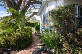 Single Family Residence, 2130 Glenneyre st, Laguna Beach, CA 92651 - 4