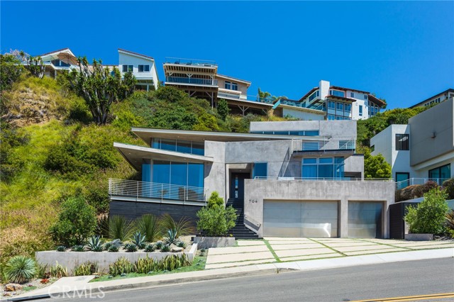 Single Family Residence, 704 Nyes pl, Laguna Beach, CA 92651 - 1