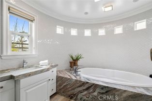 Single Family Residence, 1500 Caribbean way, Laguna Beach, CA 92651 - 17