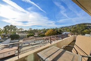 Condominium, 326 Loma Terrace, Laguna Beach, CA 92651 - 11