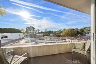Condominium, 326 Loma Terrace, Laguna Beach, CA 92651 - 29