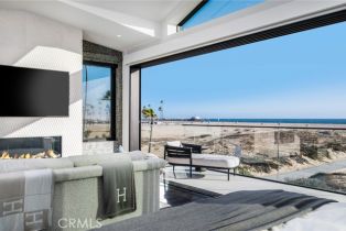 Single Family Residence, 218 Oceanfront, Newport Beach, CA 92661 - 15