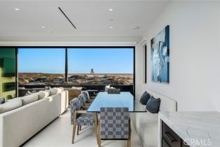 Single Family Residence, 218 Oceanfront, Newport Beach, CA 92661 - 5