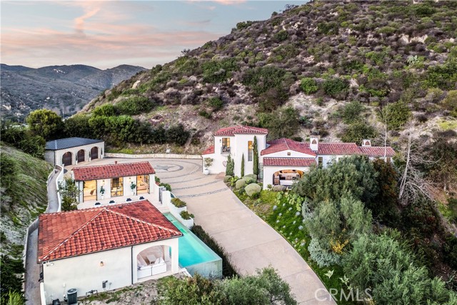 Single Family Residence, 272 Canyon Acres dr, Laguna Beach, CA 92651 - 1