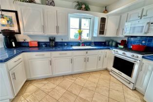 Single Family Residence, 560 Flora st, Laguna Beach, CA 92651 - 13