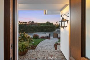 Single Family Residence, 138 Emerald Bay, Laguna Beach, CA 92651 - 6