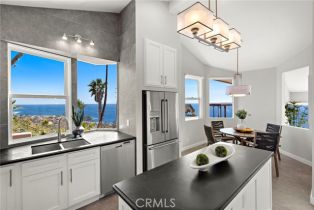 Single Family Residence, 15 Vista De Catalina, Laguna Beach, CA 92651 - 4