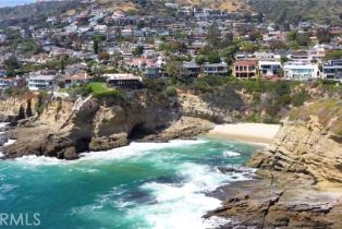 Single Family Residence, 15 Vista De Catalina, Laguna Beach, CA 92651 - 71