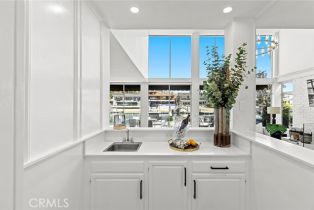 Single Family Residence, 7 Linda Isle, Newport Beach, CA 92660 - 11