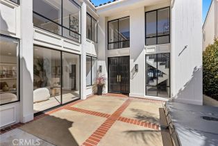 Single Family Residence, 7 Linda Isle, Newport Beach, CA 92660 - 4