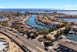 Single Family Residence, 7 Linda Isle, Newport Beach, CA 92660 - 51