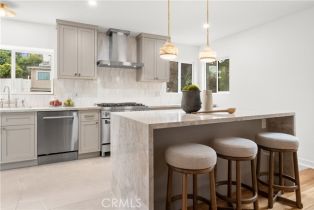 Single Family Residence, 10584 Wellworth ave, Westwood, CA 90024 - 13