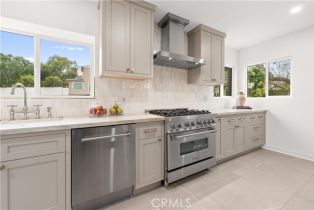 Single Family Residence, 10584 Wellworth ave, Westwood, CA 90024 - 14