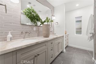 Single Family Residence, 10584 Wellworth ave, Westwood, CA 90024 - 25