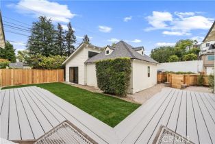 Single Family Residence, 10584 Wellworth ave, Westwood, CA 90024 - 44