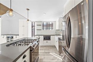 , 421 Orchid, Corona Del Mar, CA 92625 - 7