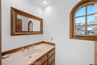 Single Family Residence, 64 Emerald Bay, Laguna Beach, CA 92651 - 38