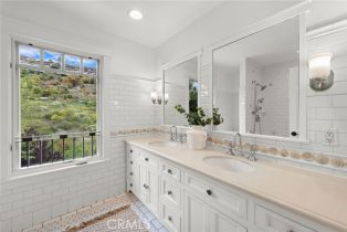 Single Family Residence, 994 Bluebird Canyon dr, Laguna Beach, CA 92651 - 22