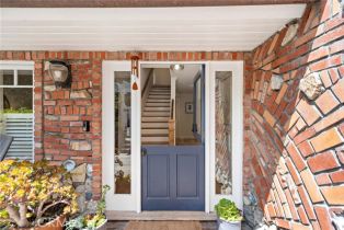 Single Family Residence, 994 Bluebird Canyon dr, Laguna Beach, CA 92651 - 4