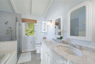 Single Family Residence, 30842 Driftwood dr, Laguna Beach, CA 92651 - 34