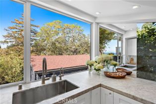 Single Family Residence, 592 Bluebird Canyon dr, Laguna Beach, CA 92651 - 10