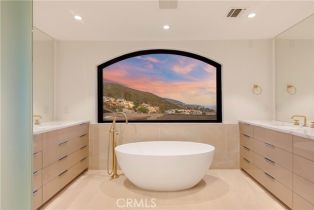 Single Family Residence, 2790 Queda way, Laguna Beach, CA 92651 - 46