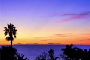 Single Family Residence, 31844 8th AVE, Laguna Beach, CA  Laguna Beach, CA 92651