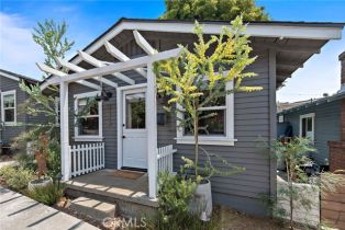 Single Family Residence, 389 Park ave, Laguna Beach, CA 92651 - 4