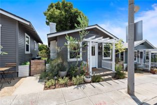 Single Family Residence, 389 Park ave, Laguna Beach, CA 92651 - 5