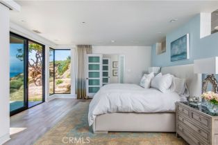 Single Family Residence, 1715 Ocean way, Laguna Beach, CA 92651 - 14