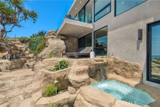 Single Family Residence, 1715 Ocean way, Laguna Beach, CA 92651 - 25