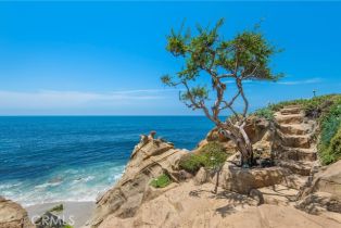 Single Family Residence, 1715 Ocean way, Laguna Beach, CA 92651 - 27