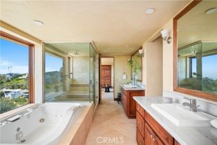Single Family Residence, 2516 Temple Hills dr, Laguna Beach, CA 92651 - 30