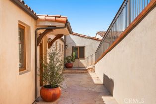 Single Family Residence, 2516 Temple Hills dr, Laguna Beach, CA 92651 - 7