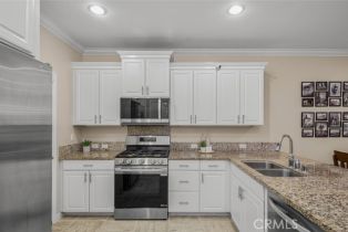 Condominium, 102 Rose Arch, Irvine, CA 92620 - 13