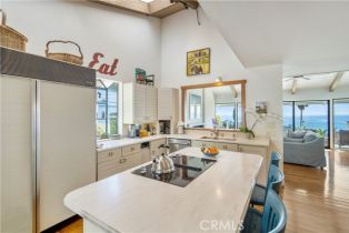 Single Family Residence, 19 Vista De La Luna, Laguna Beach, CA 92651 - 22