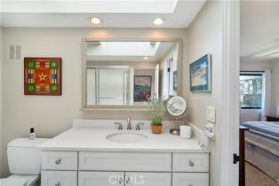 Single Family Residence, 19 Vista De La Luna, Laguna Beach, CA 92651 - 32