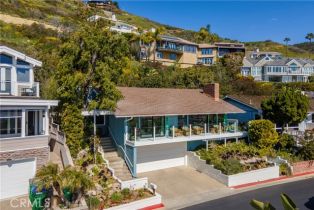 Residential Lease, 19  N Vista De La Luna, Laguna Beach, CA  Laguna Beach, CA 92651