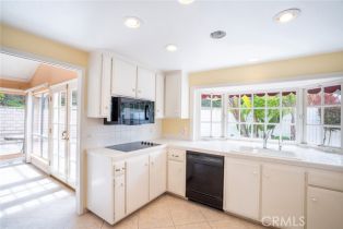 Single Family Residence, 303 Calle Escuela, San Clemente, CA 92672 - 37