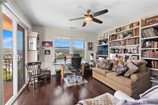 Single Family Residence, 7051 Sitio Caliente, Carlsbad, CA 92009 - 16