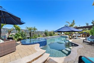 Single Family Residence, 7051 Sitio Caliente, Carlsbad, CA 92009 - 39