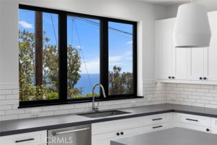 Single Family Residence, 21552 Treetop ln, Laguna Beach, CA 92651 - 9