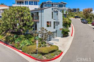 Single Family Residence, 683 Alta Vista way, Laguna Beach, CA 92651 - 33