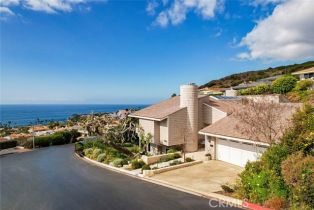 Single Family Residence, 1010 Emerald Bay, Laguna Beach, CA 92651 - 3