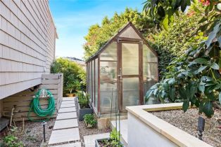 Single Family Residence, 1010 Emerald Bay, Laguna Beach, CA 92651 - 41