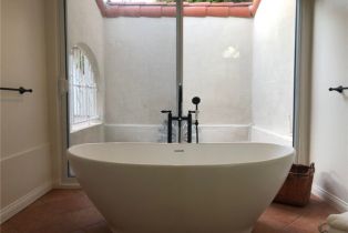 Single Family Residence, 906 EMERALD BAY, Laguna Beach, CA 92651 - 24