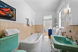 Single Family Residence, 2142 Ruby Place, Laguna Beach, CA 92651 - 18