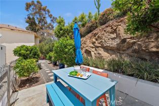 Single Family Residence, 2142 Ruby Place, Laguna Beach, CA 92651 - 20