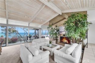 Single Family Residence, 537 Dunnegan PL, Laguna Beach, CA  Laguna Beach, CA 92651